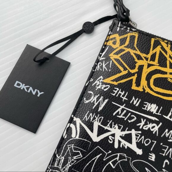 NWT DKNY wristlet graffiti pattern black with street style graffiti art - Picture 3 of 8